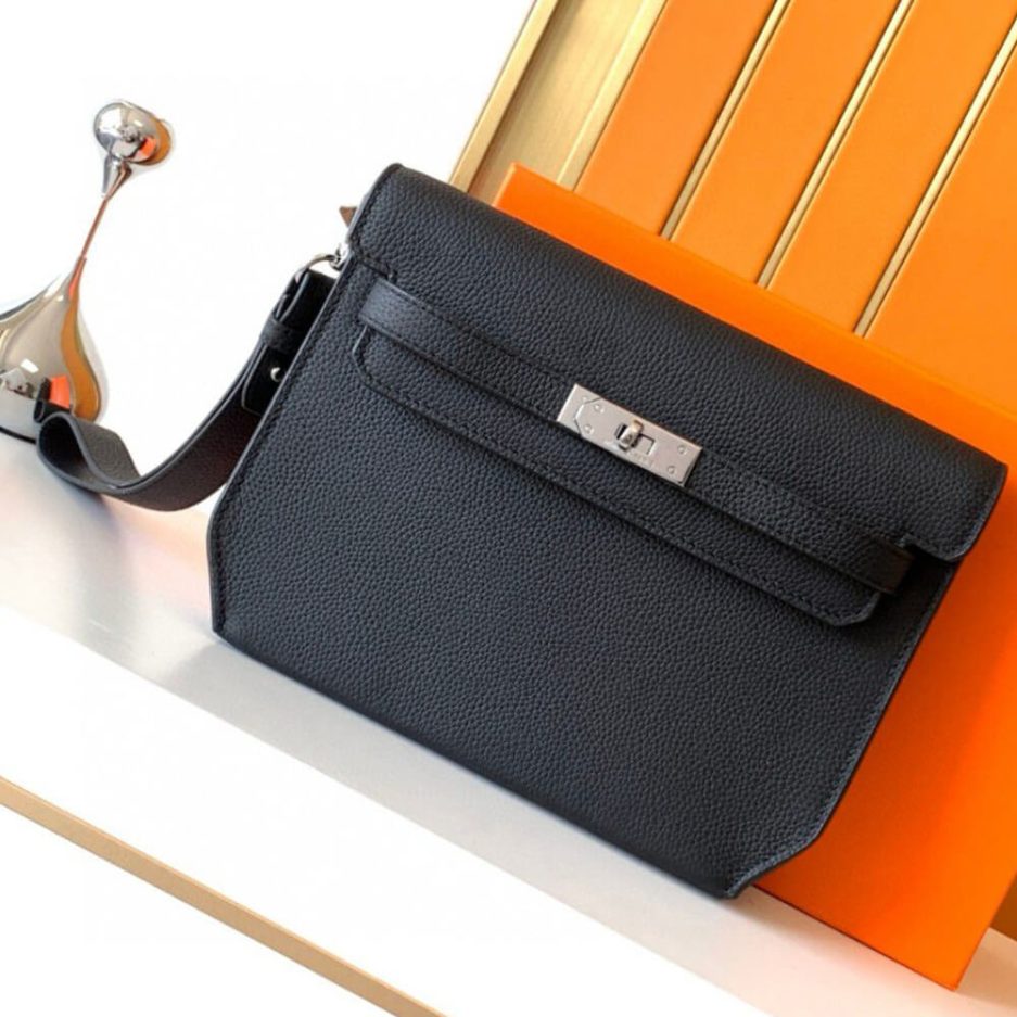 H**mes kelly depeches pouch