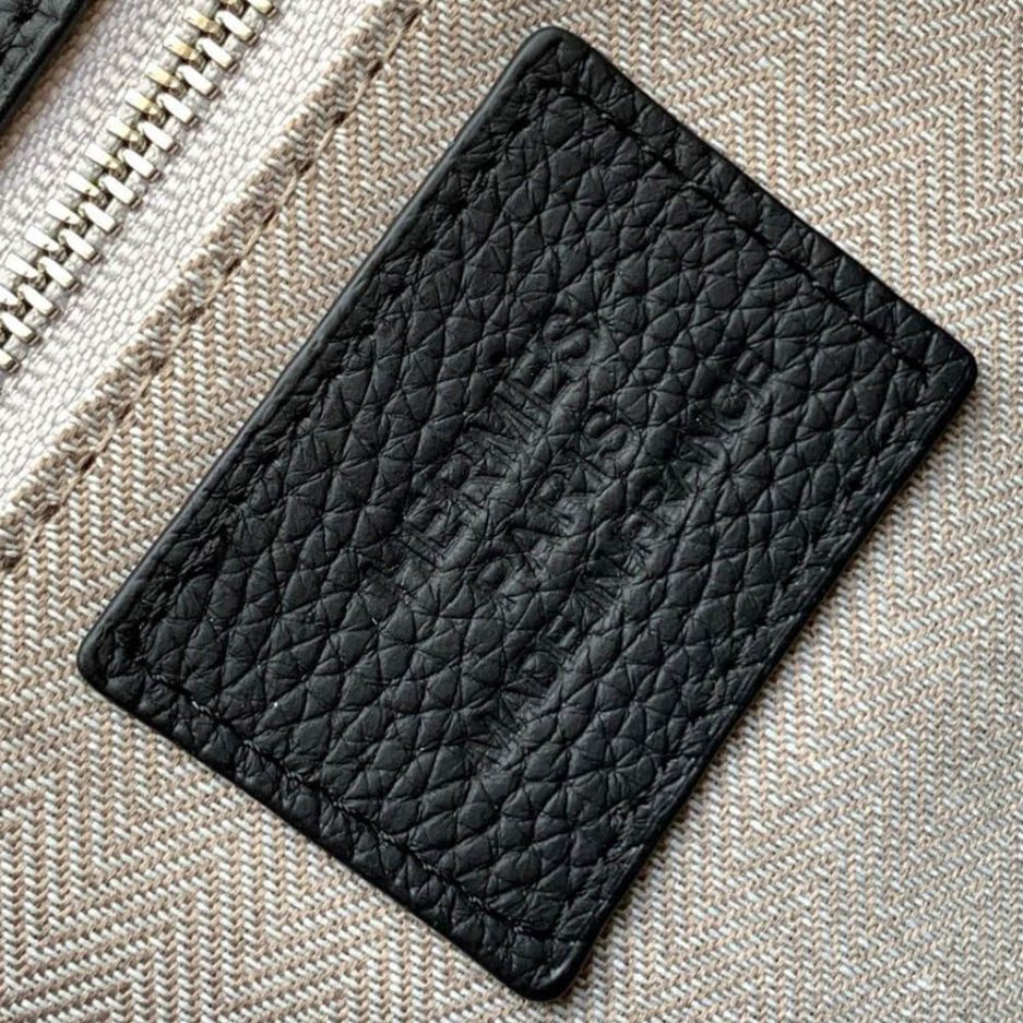 H**mes kelly depeches pouch