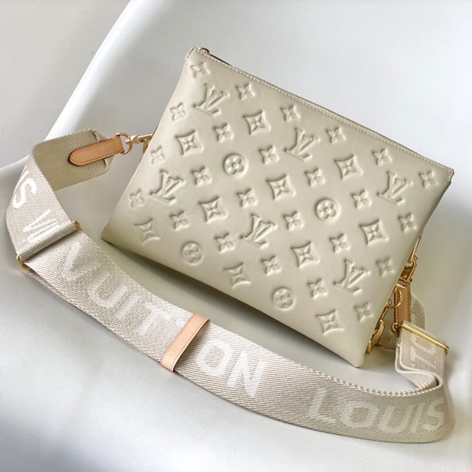 LV Coussin PM