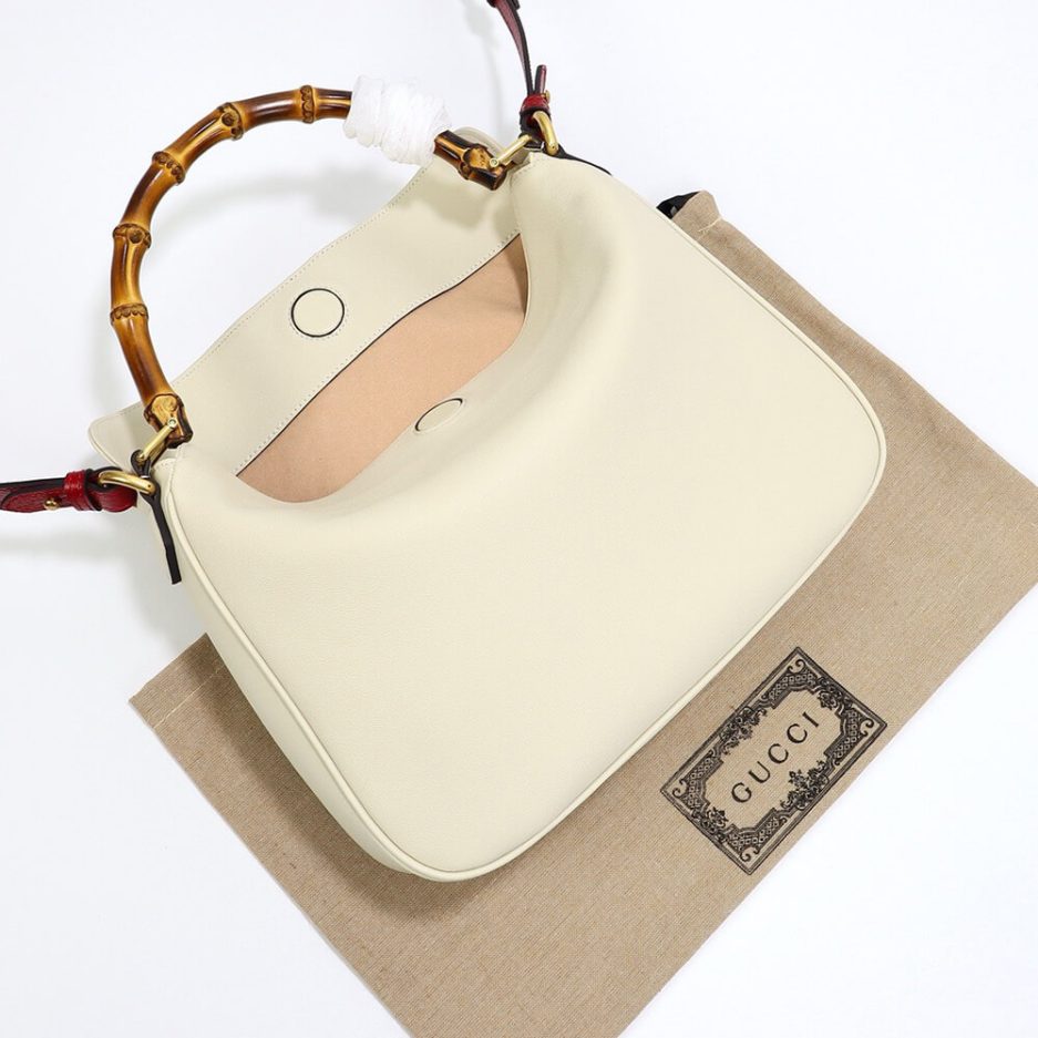 G*u*i diana medium shoulder bag