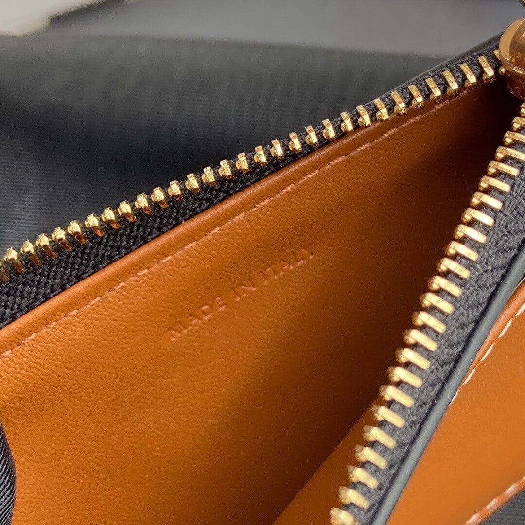TRIOMPHE ZIP CARD HOLDER