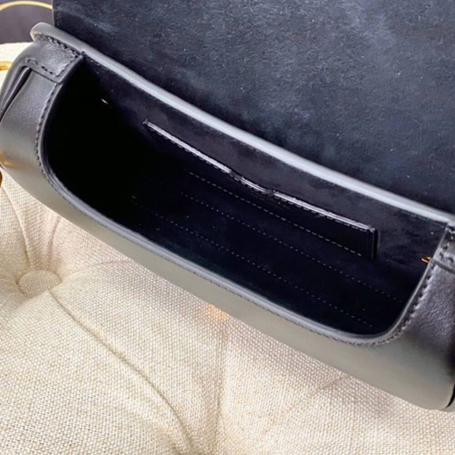 D*or bobby east-west bag