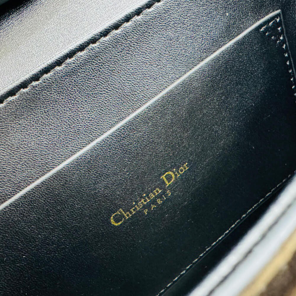 Medium 30 Montaigne Avenue Top Handle Bag