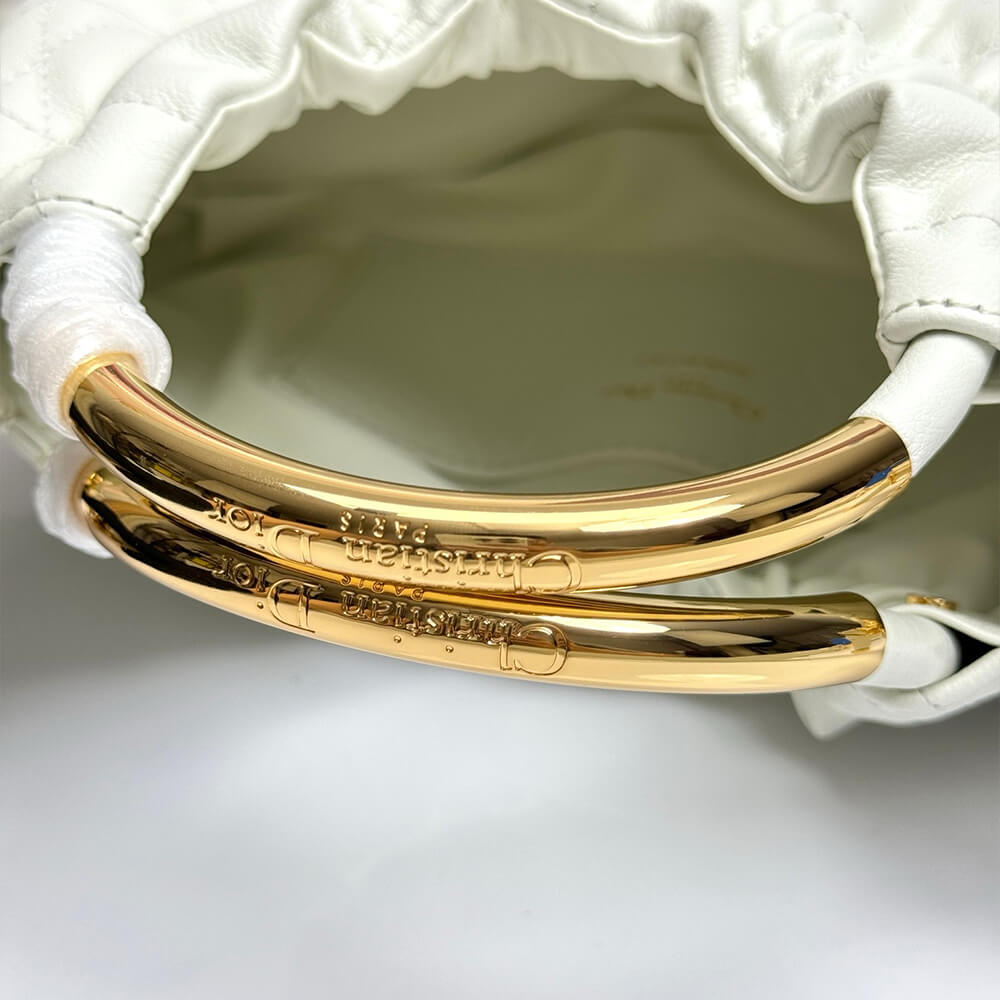 D*or walk in D*or purse