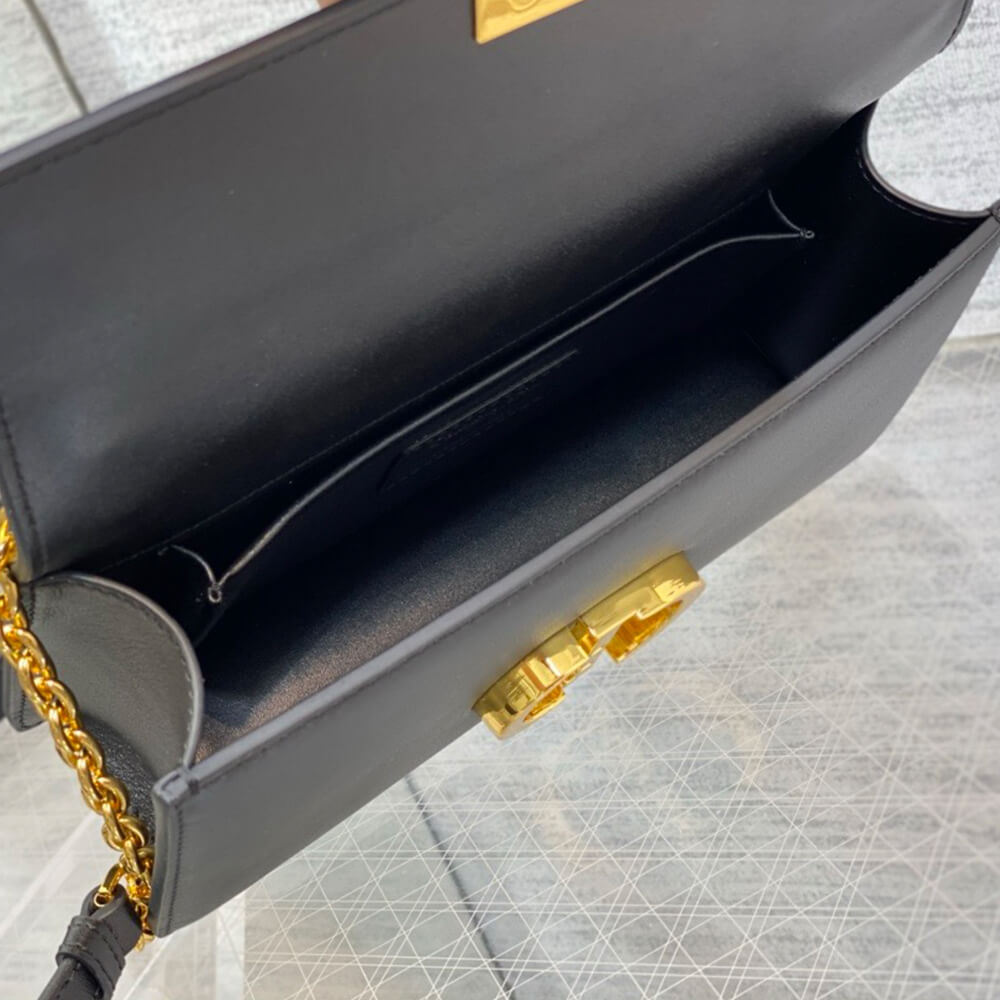 D*or 30 montaigne east-west bag with chain