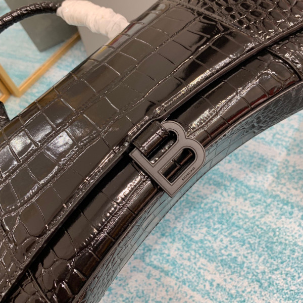 Ba*len*cia*ga  hourglass stretched top handle bag