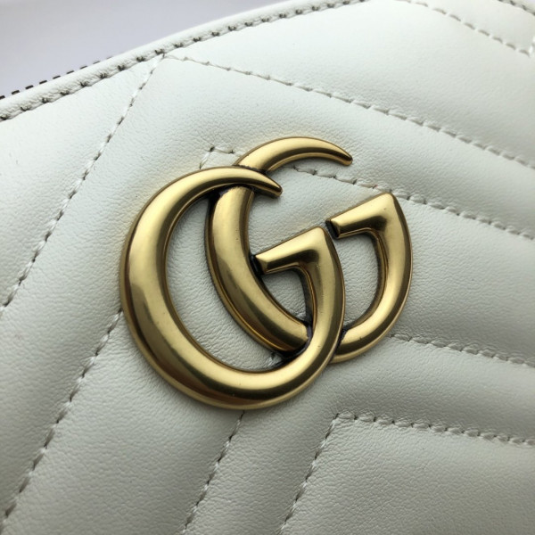 G*u*i gg marmont cosmetic case