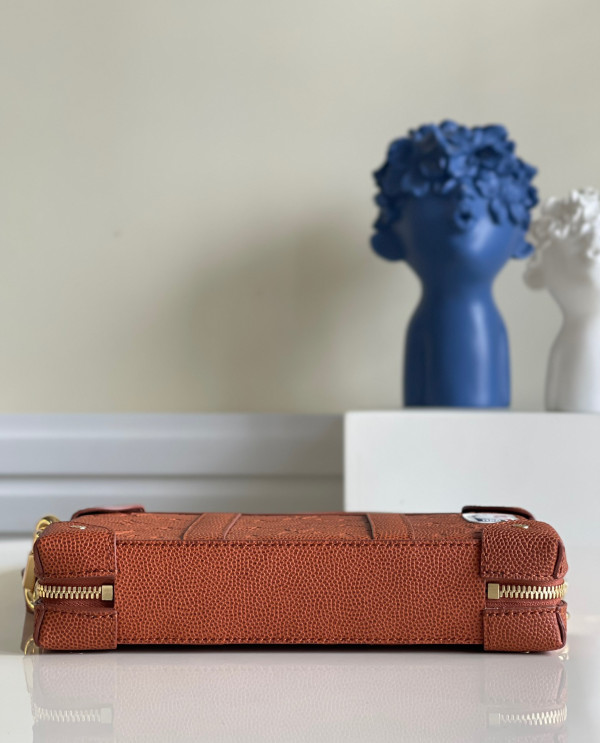 l0*is V*t0n lvxnba soft trunk wearable wallet