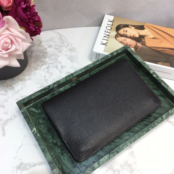 VALENTINO GARAVANI VSLING GRAINY CLUTCH