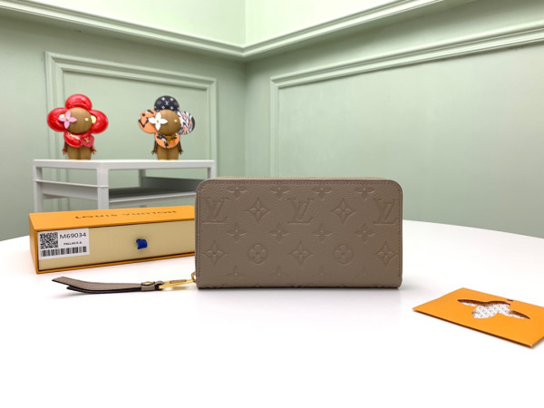 l0*is V*t0n zippy wallet