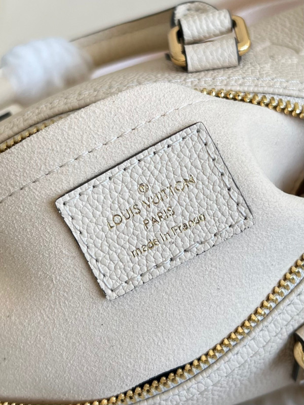 l0*is V*t0n papillon bb