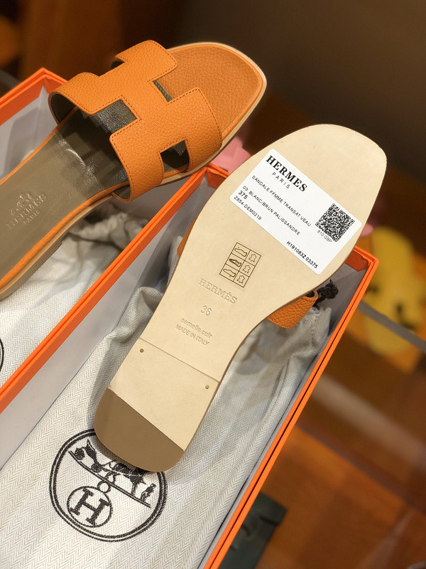 H**mes sandal
