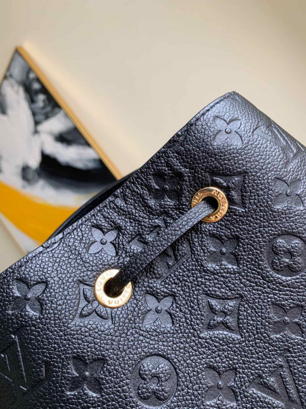 l0*is V*t0n neonoe mm