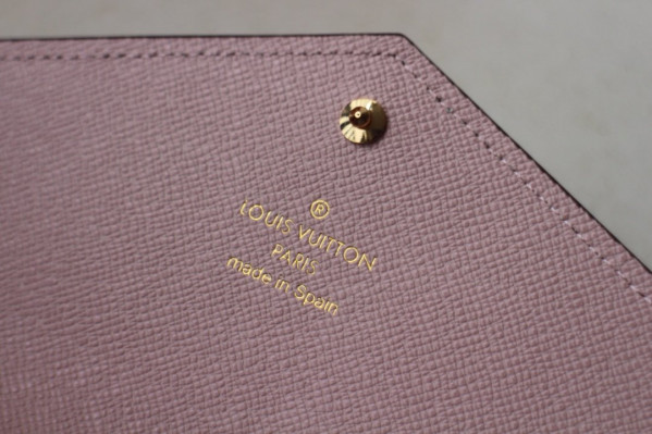 l0*is V*t0n sarah wallet