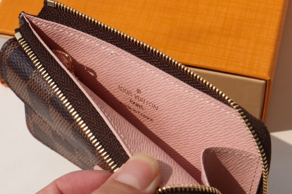 l0*is V*t0n card holder recto verso