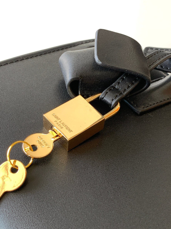 Y*L sac de jour nano in smooth leather