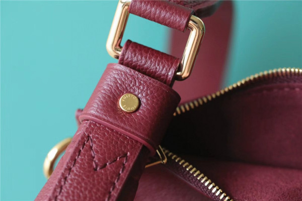 l0*is V*t0n sac sport