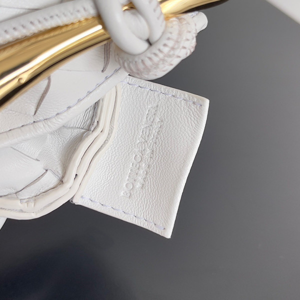 bo*te*ga Ve*ne*ta  mini sardine top handle bag