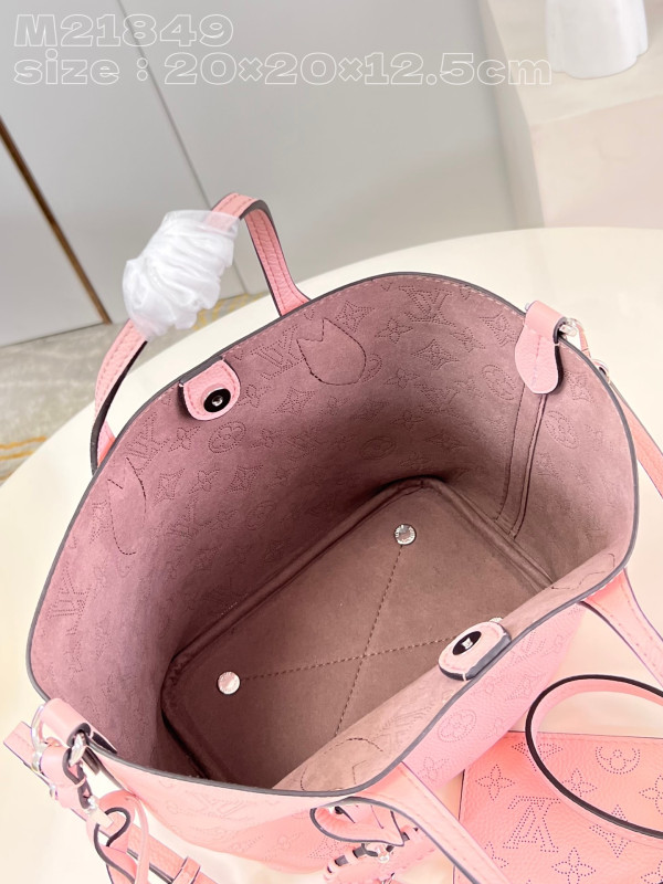 l0*is V*t0n blossom pm