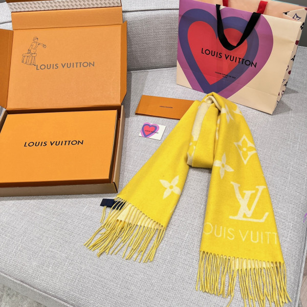 l0*is V*t0n reykjavik scarf