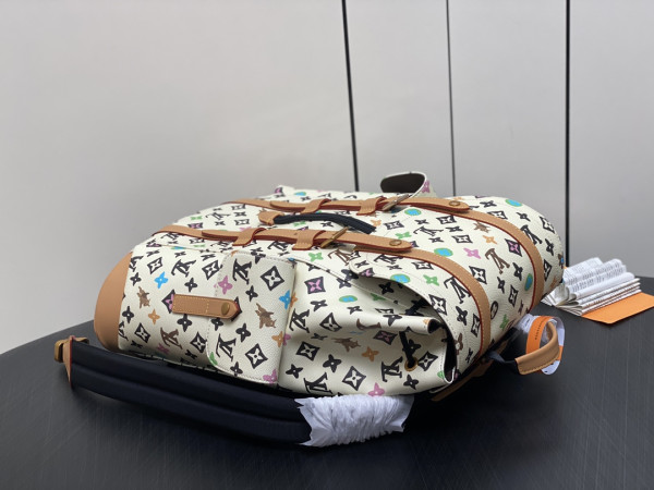 l0*is V*t0n christopher backpack-41*48*13cm