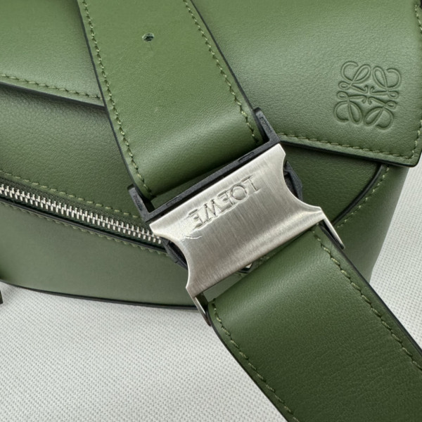 Lowee Small Puzzle Bag-24*16*10.5cm