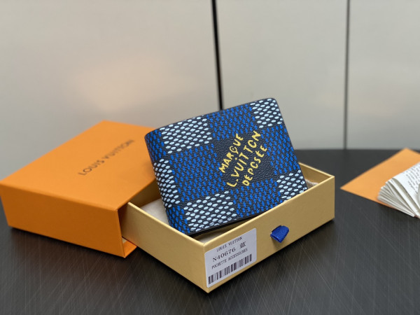 l0*is V*t0n multiple wallet-11.5*9*1.5cm