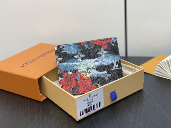 l0*is V*t0n slender wallet-11*8.5*2cm