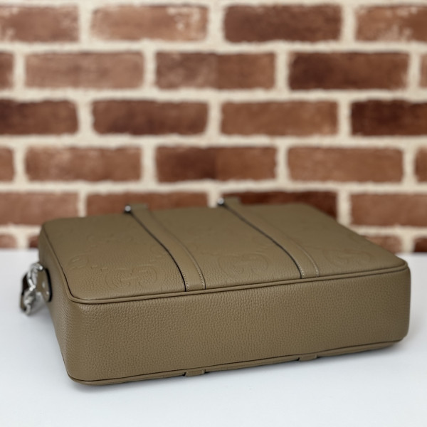 G*u*i jumbo gg briefcase