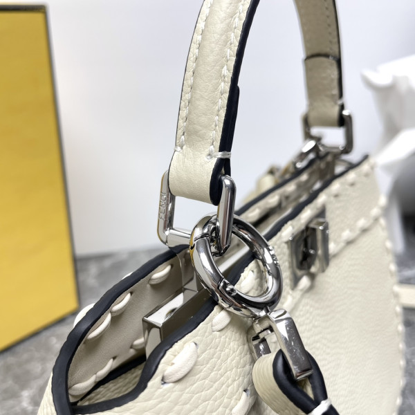 F**di peekaboo iseeu petite-20x11x15cm