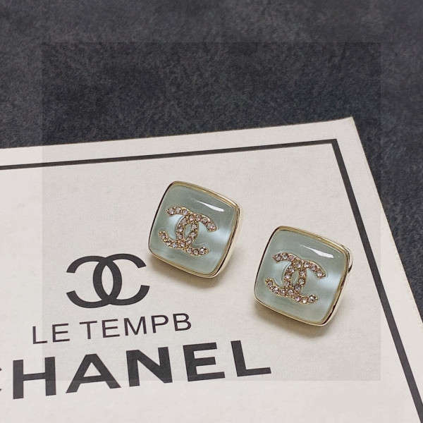 CL EARRINGS