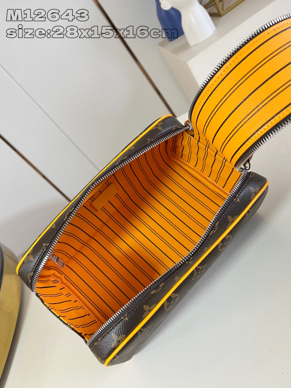 l0*is V*t0n dopp kit-28*15*16.5cm