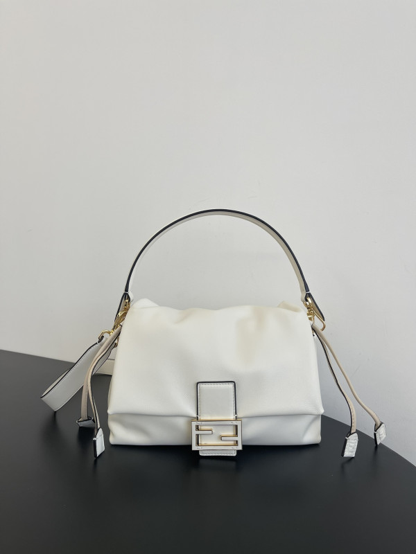 F**di mamma baguette