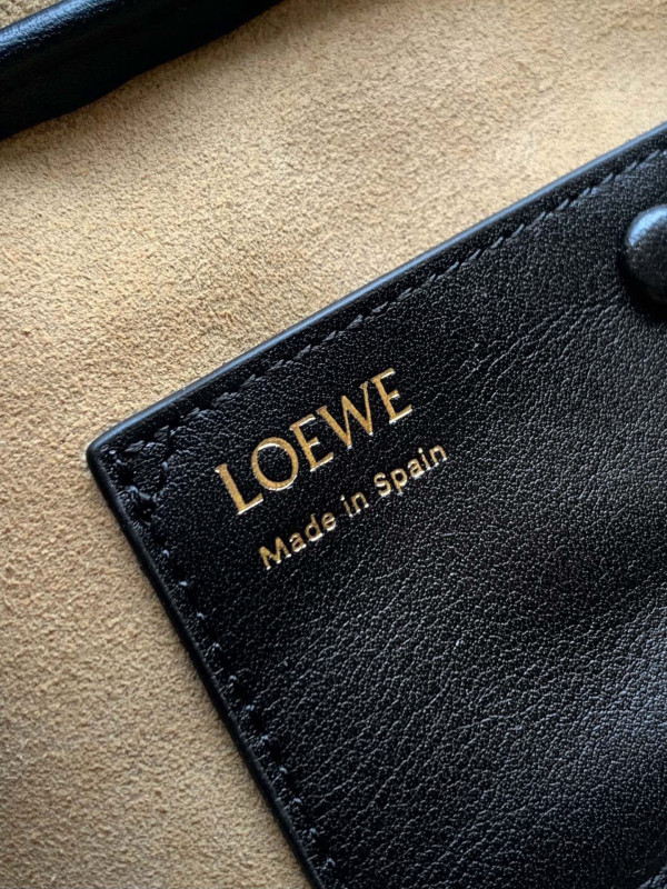 L0ew* amazona 23 cropped bag in nappa calfskin - 23*10*11cm