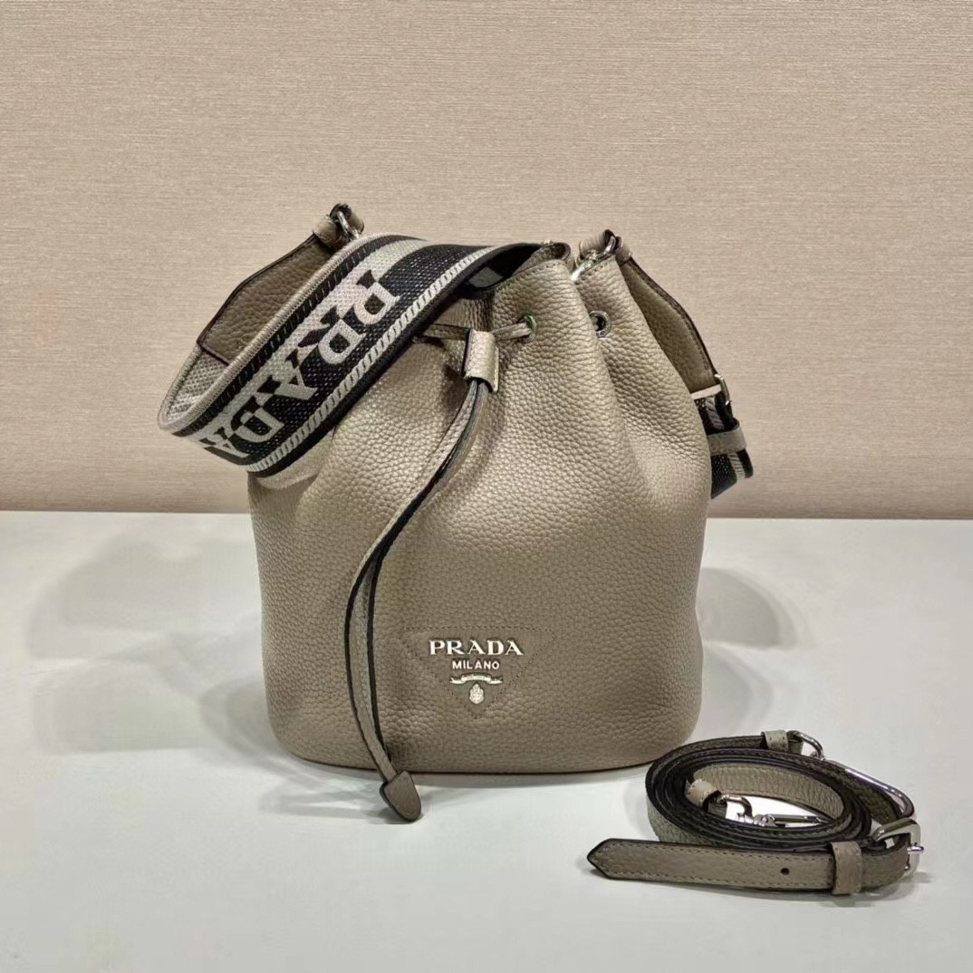 Pra*a  leather bucket bag