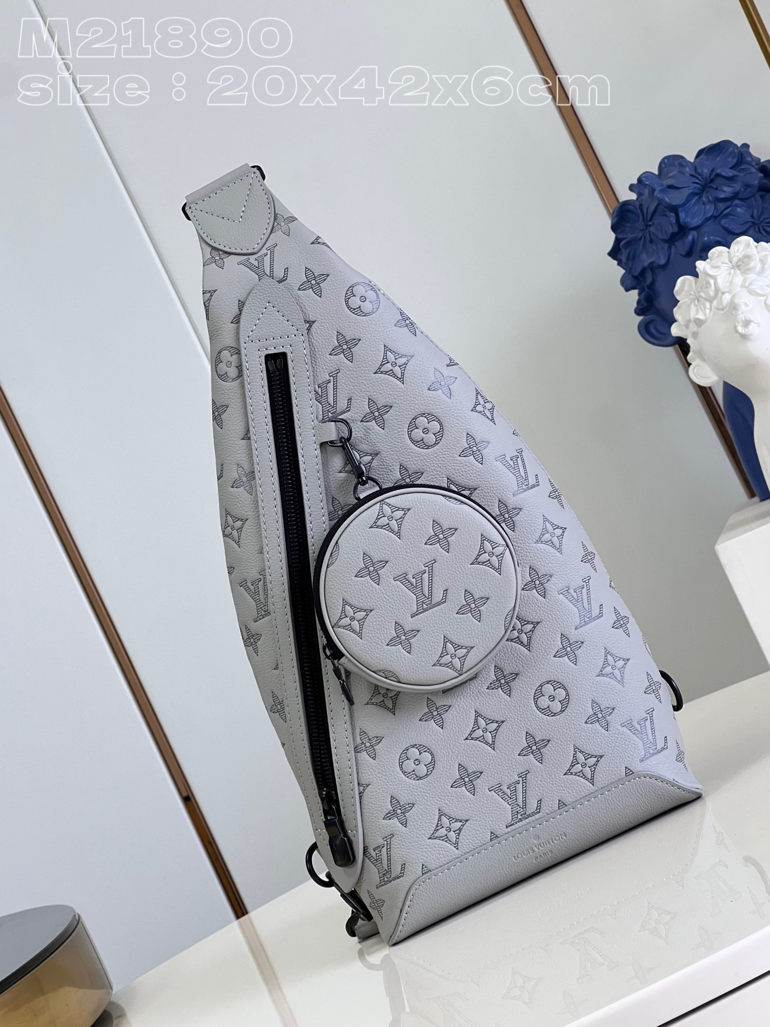 l0*is V*t0n duo slingbag-20*42*6cm