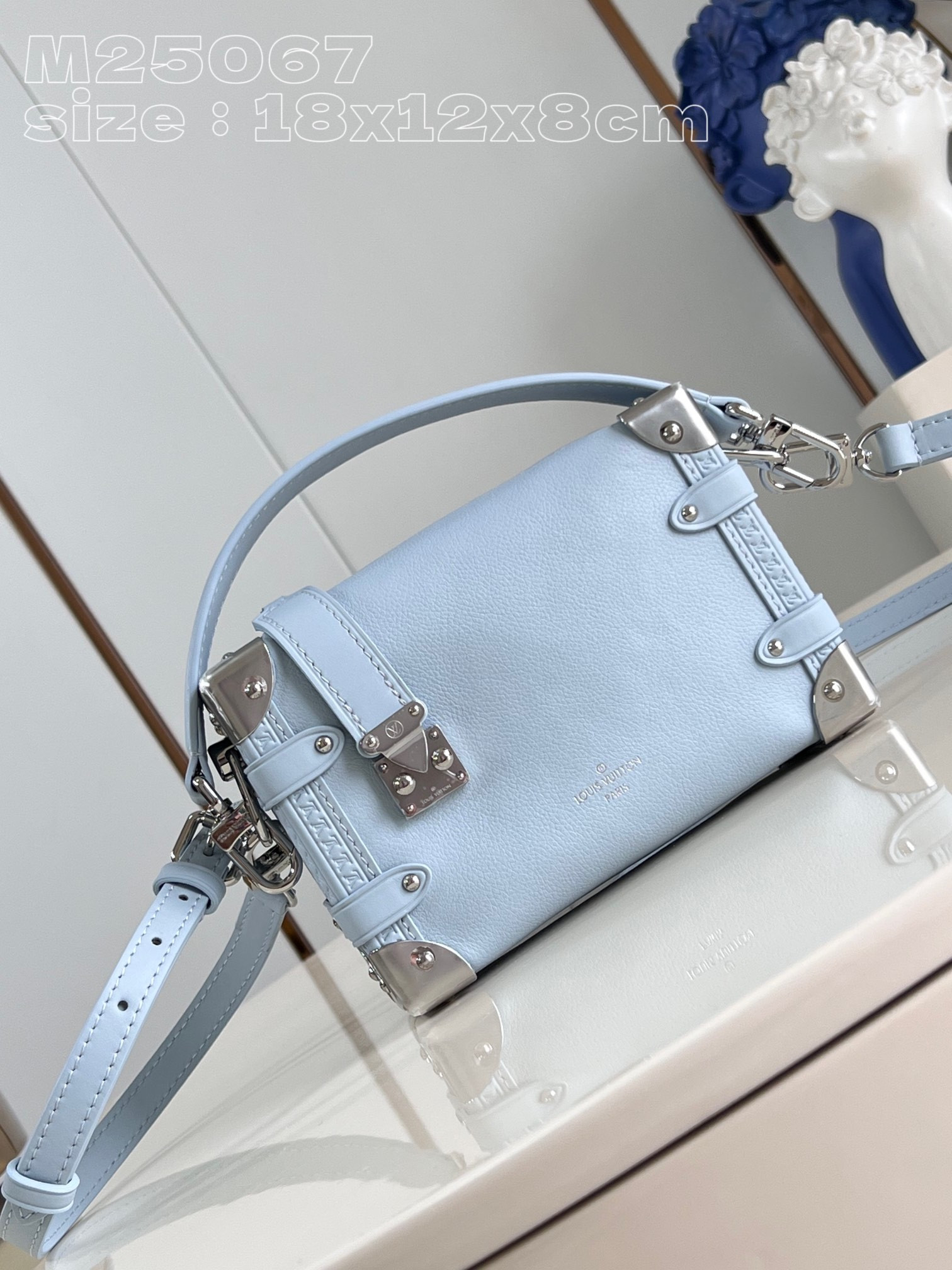 l0*is V*t0n side trunk pm-18*12.5*8cm