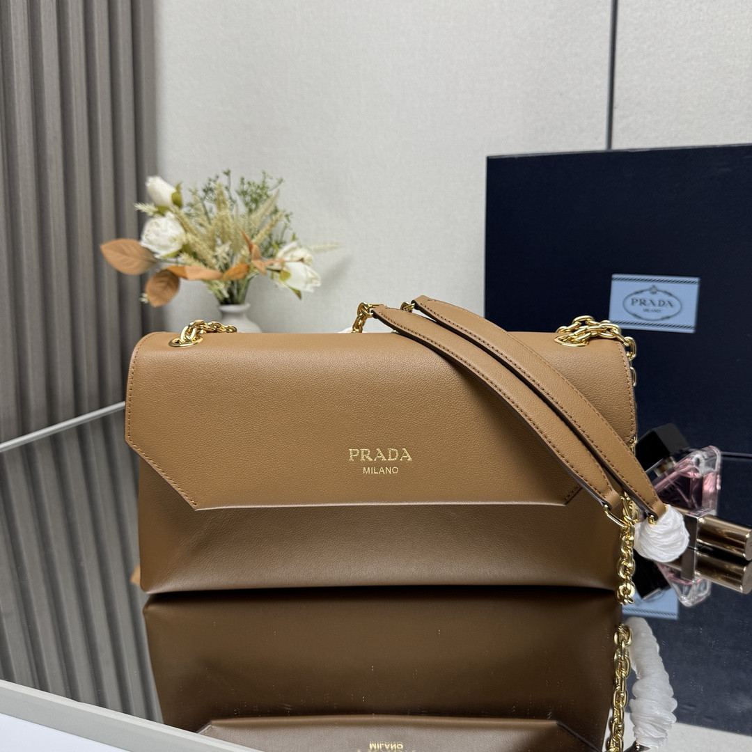 Pra*a doux medium leather shoulder bag-29*16*9.5cm